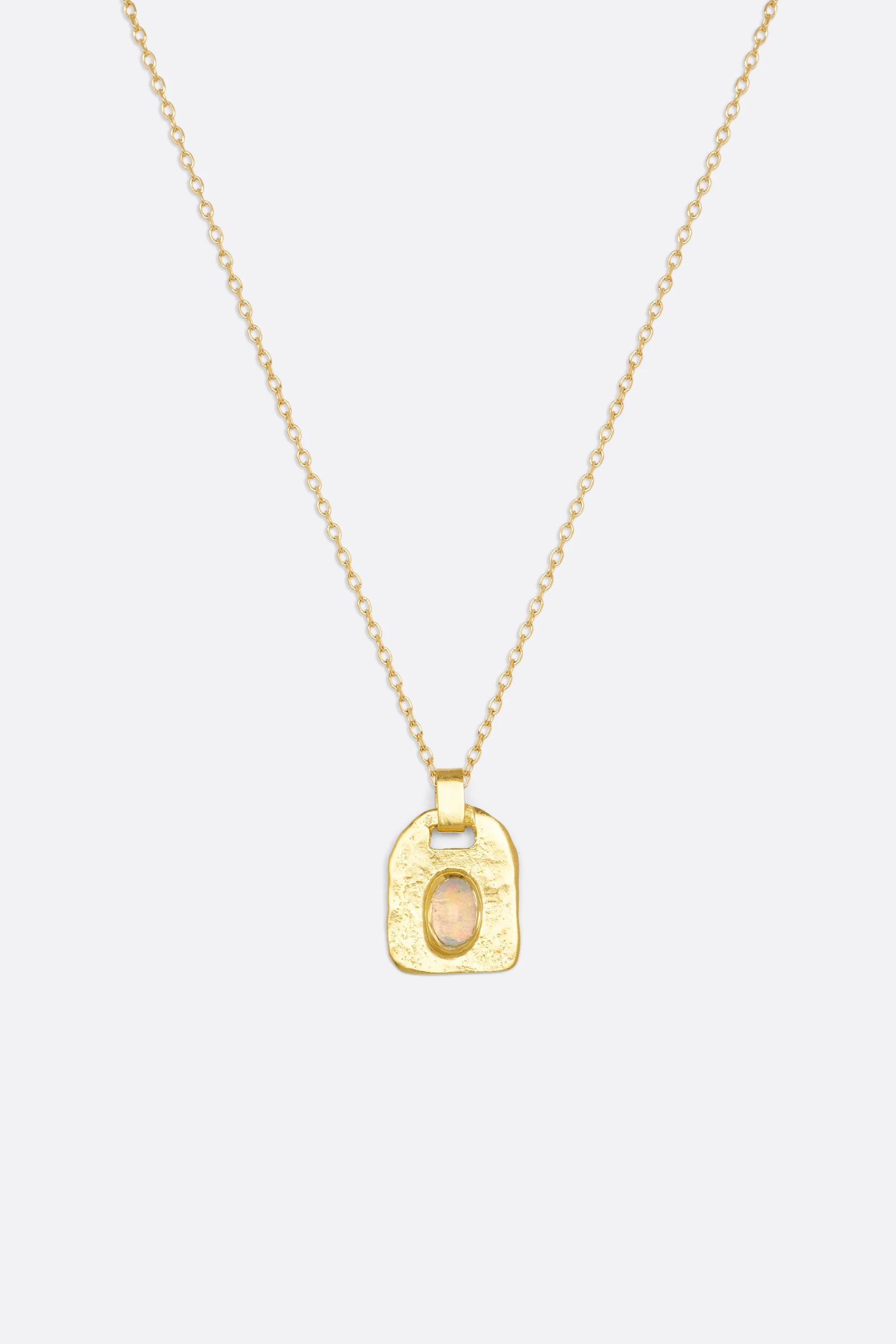 COLLIER NELIA